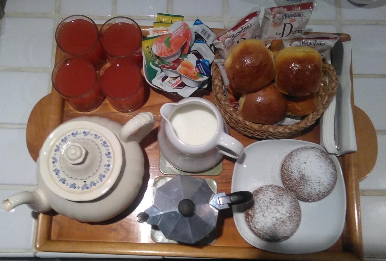 意大利小屋旅馆 那不勒斯 外观 照片